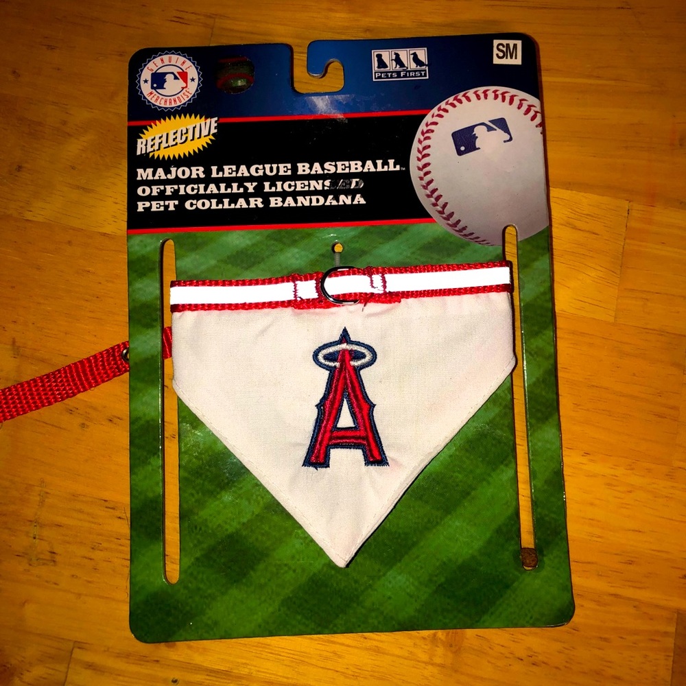 Los Angeles Angels Pet Collar